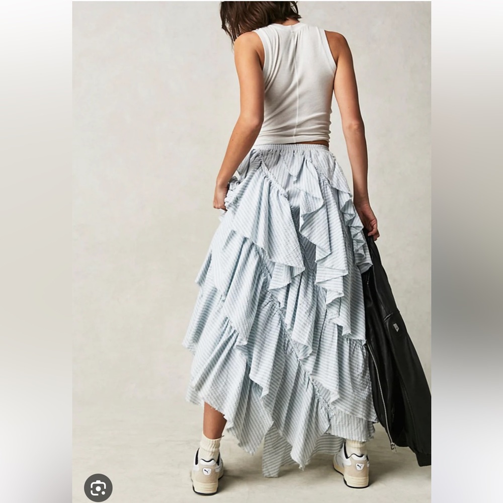 Free People Rock The Runway Maxi Skirt Tiered Ruffled Blue & White Striped - Picture 3 of 9
